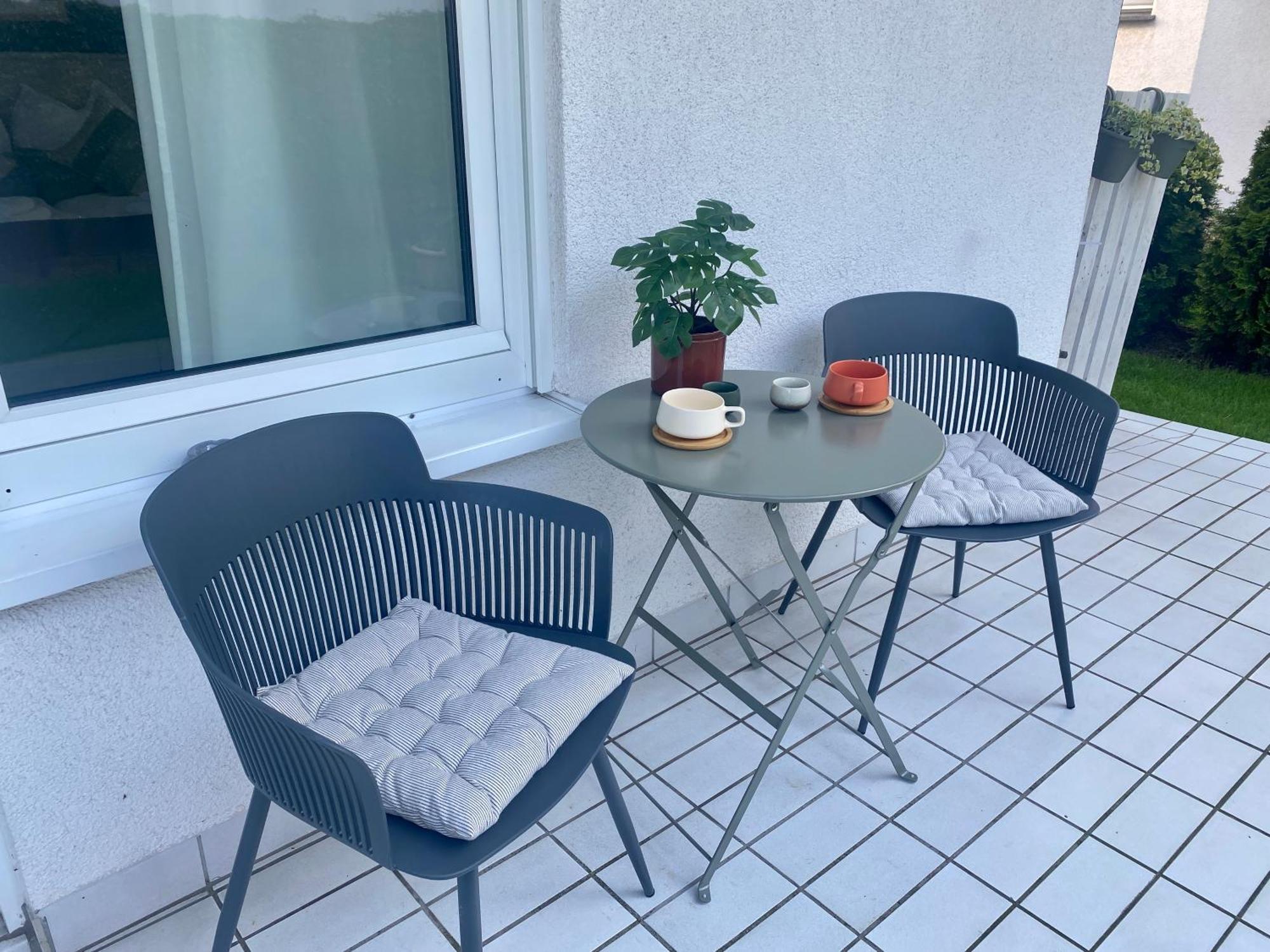Moderne Wohnung Mit Terrasse & Parkplatz; Naehe Bwzk & Amazon Koblenz  Exterior foto